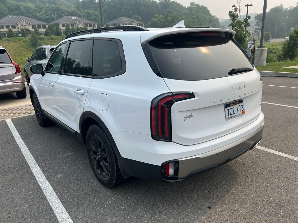 Used 2023 White Kia SX-Prestige X-Pro image 11