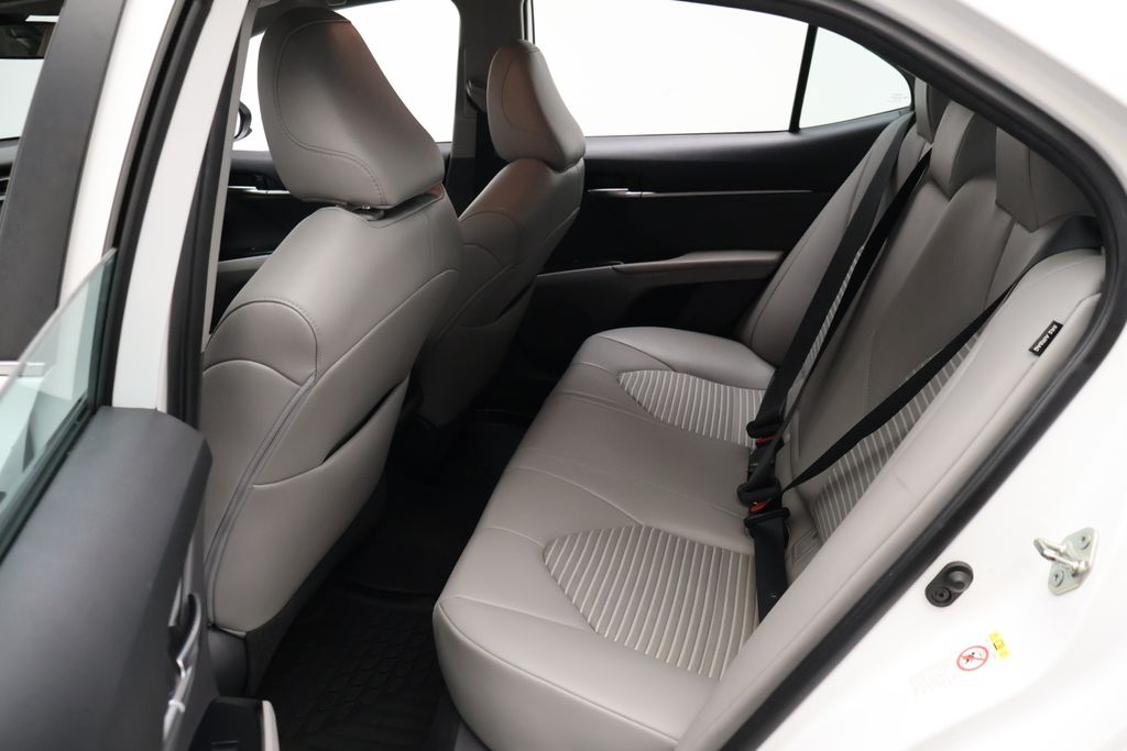 Thumbnail: 2019 Toyota Camry - 19