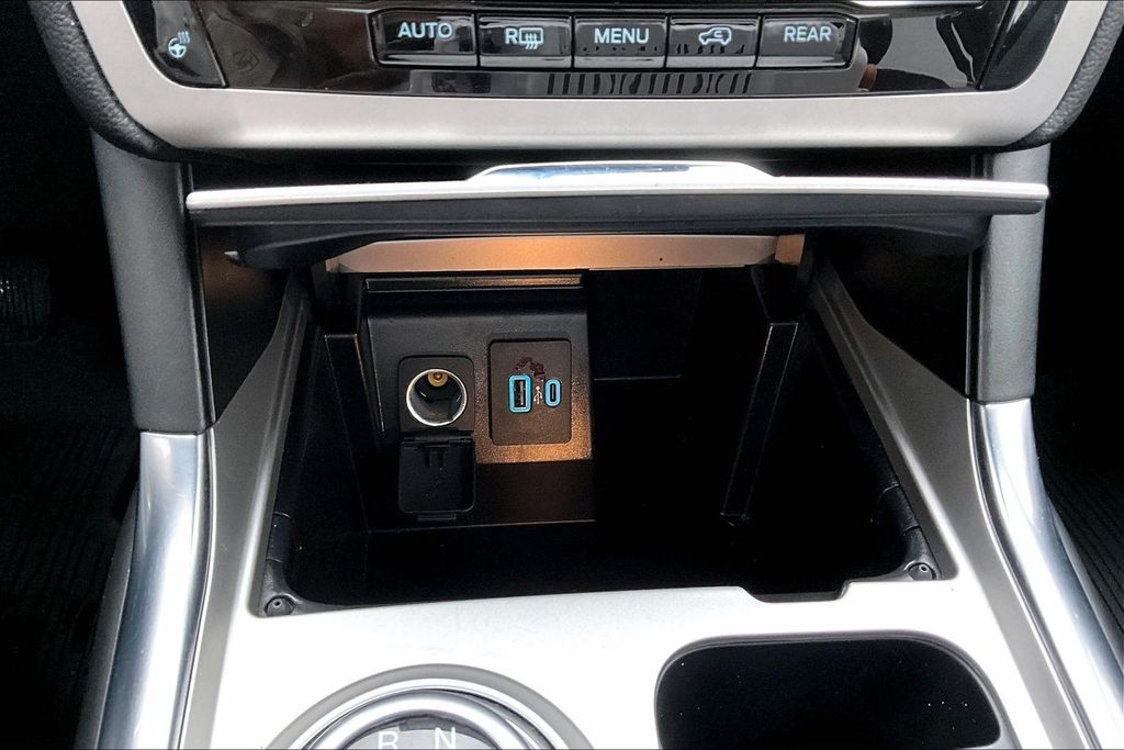 2023 Ford Explorer XLT Red at Baytown Hyundai