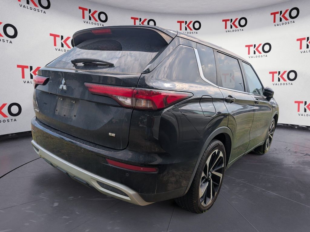 Used 2024 Mitsubishi Outlander SUV