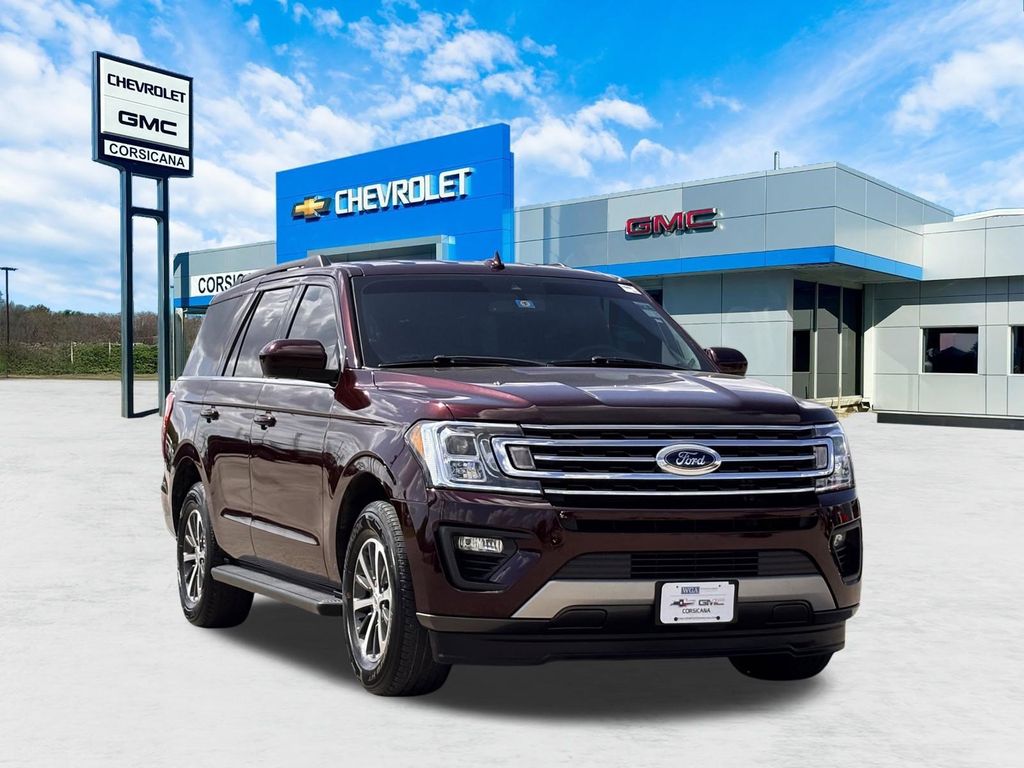 Red (Burgundy) 2020 Ford Expedition XLT RWD SUV / Crossover 4X2 Automatic