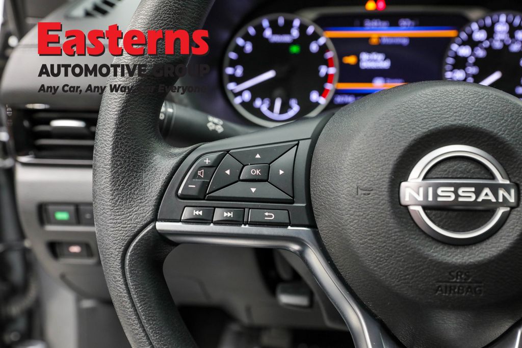 Used 2024 Gray Nissan SV image 14