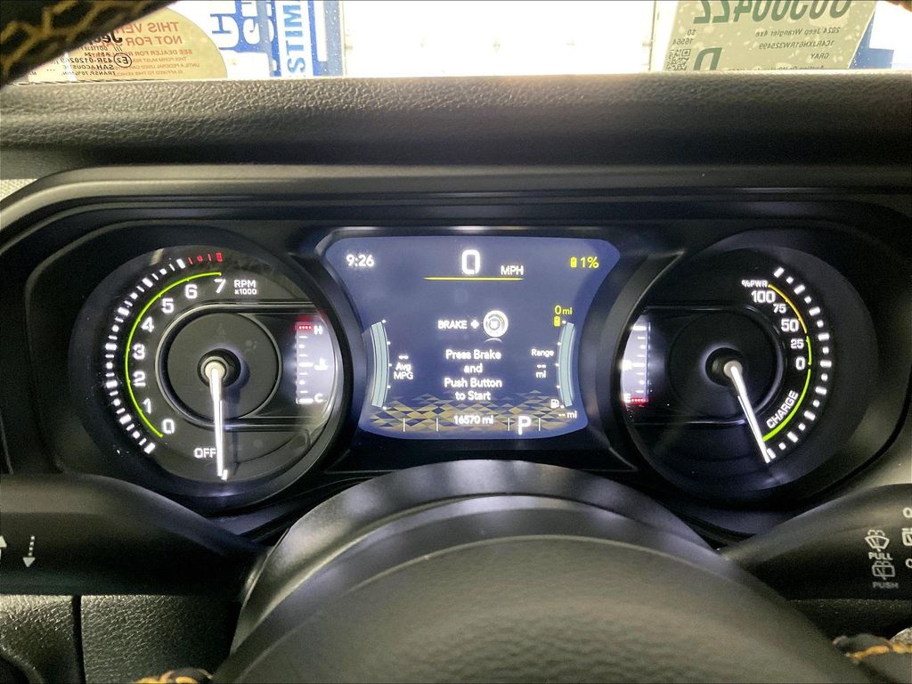 2024 Jeep Wrangler — photo 24