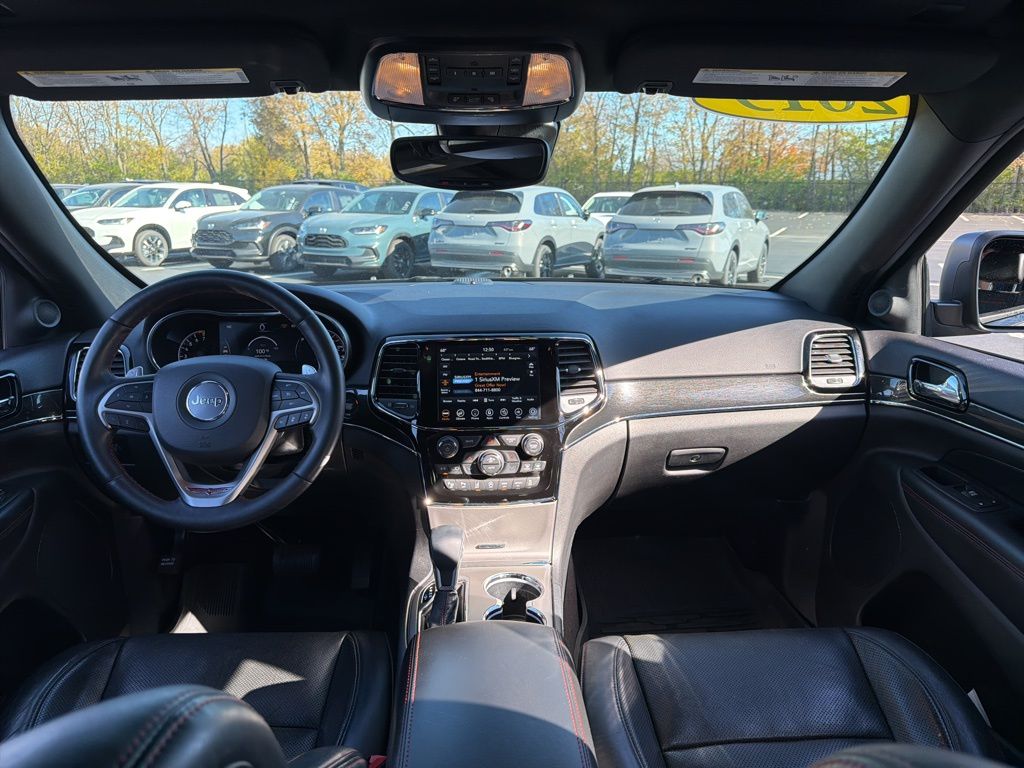 Thumbnail: 2019 Jeep Grand Cherokee - 12