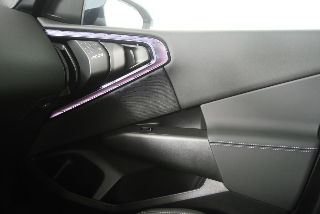 Thumbnail: 2025 BMW X3 - 29