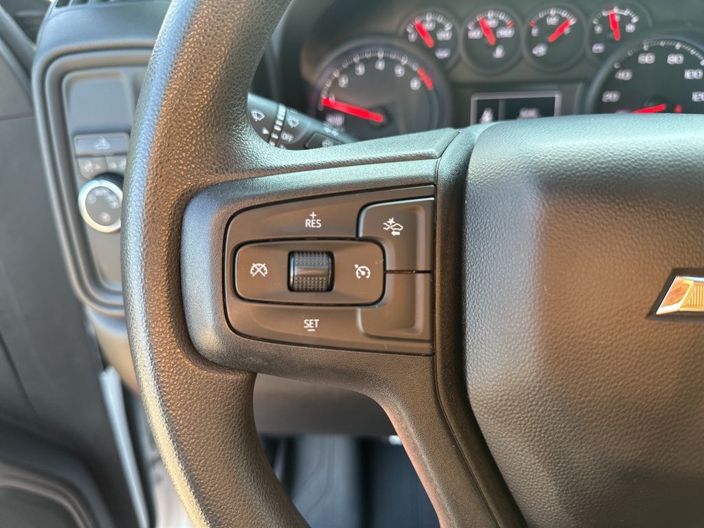 Used Car 2022 Chevrolet Silverado 1500  Custom For Sale Under $35,000 In Austin, Texas