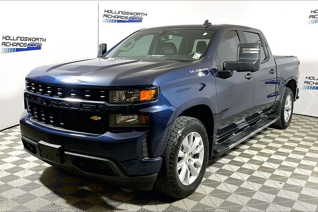 Northsky Blue Metallic 2019 Chevrolet Silverado 1500 Pickup Truck Four-Wheel Drive 6-Speed Automatic Overdrive