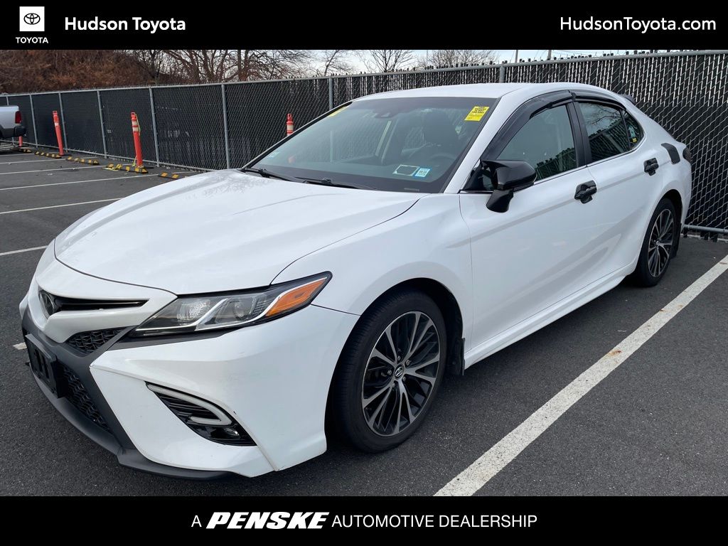 2018 Toyota Camry SE -
                Jersey City, NJ