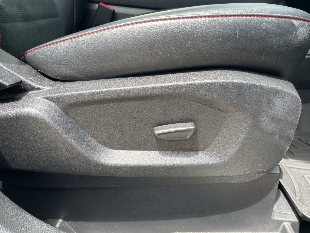 2023 Ford Edge ST-Line