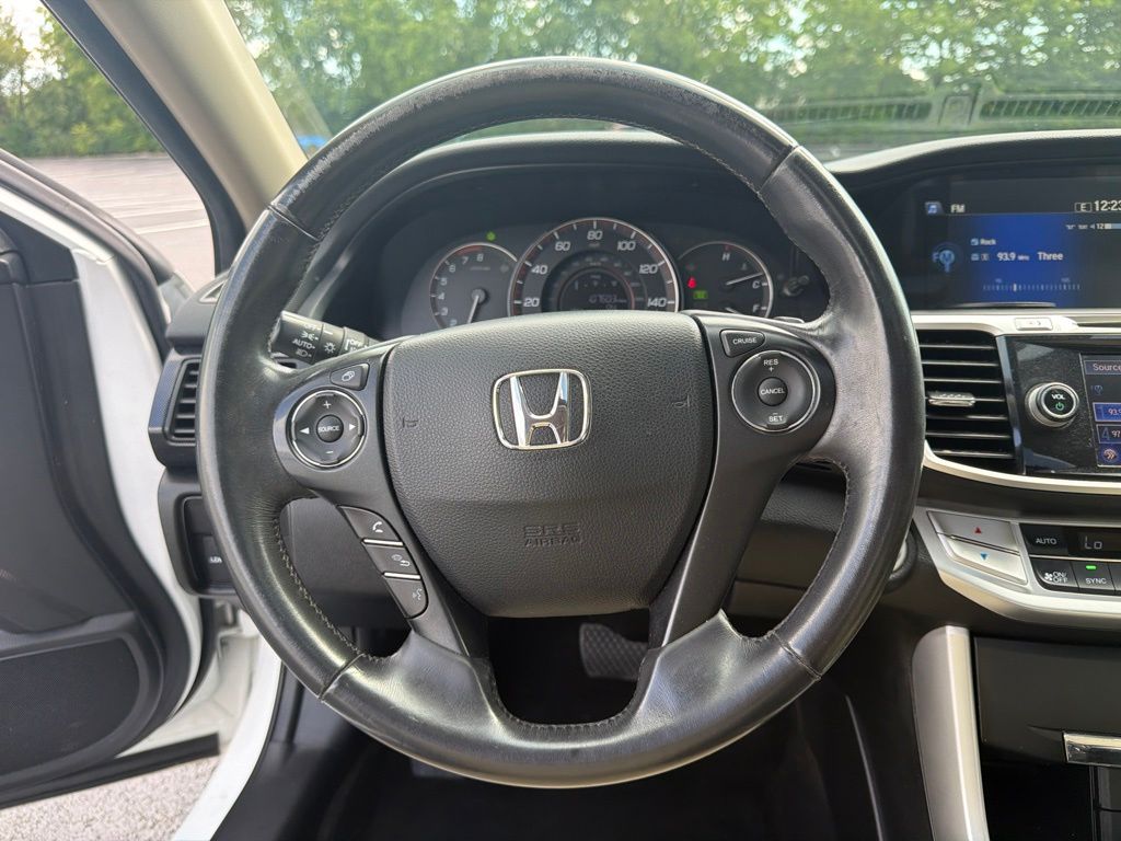 Thumbnail: 2015 Honda Accord - 13
