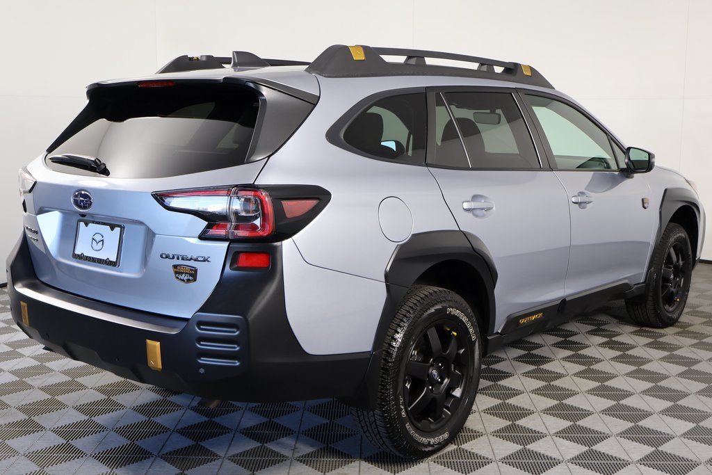 Thumbnail: 2025 Subaru Outback - 4
