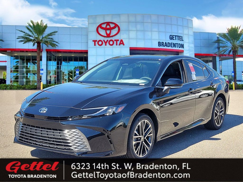 2026 Toyota Camry XLE's photo