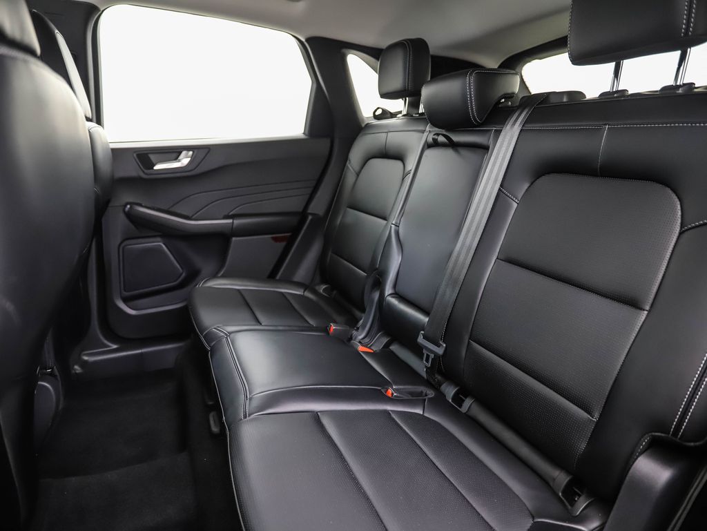 2024 Ford Escape Platinum 22