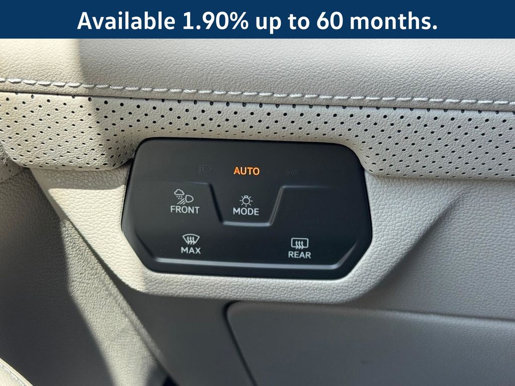 New 2026 Avocado Green Pearl Volkswagen 2.0T SE w/Technology image 20