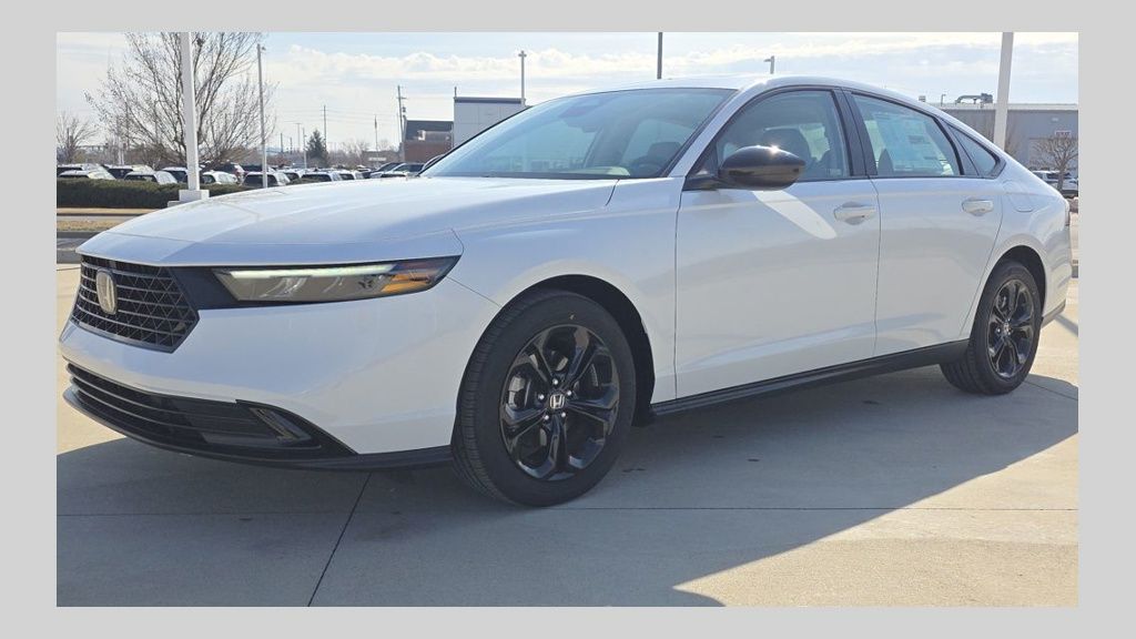 Platinum White Pearl 2025 Honda Accord SE FWD Sedan Front-Wheel Drive Continuously Variable Transmission