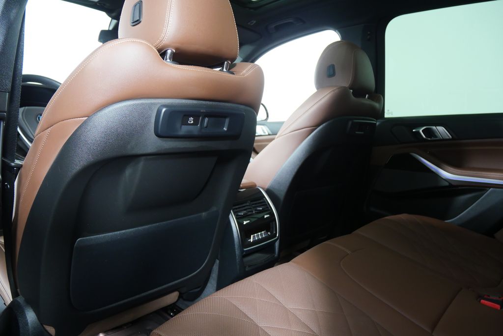 Thumbnail: 2023 BMW X5 - 19