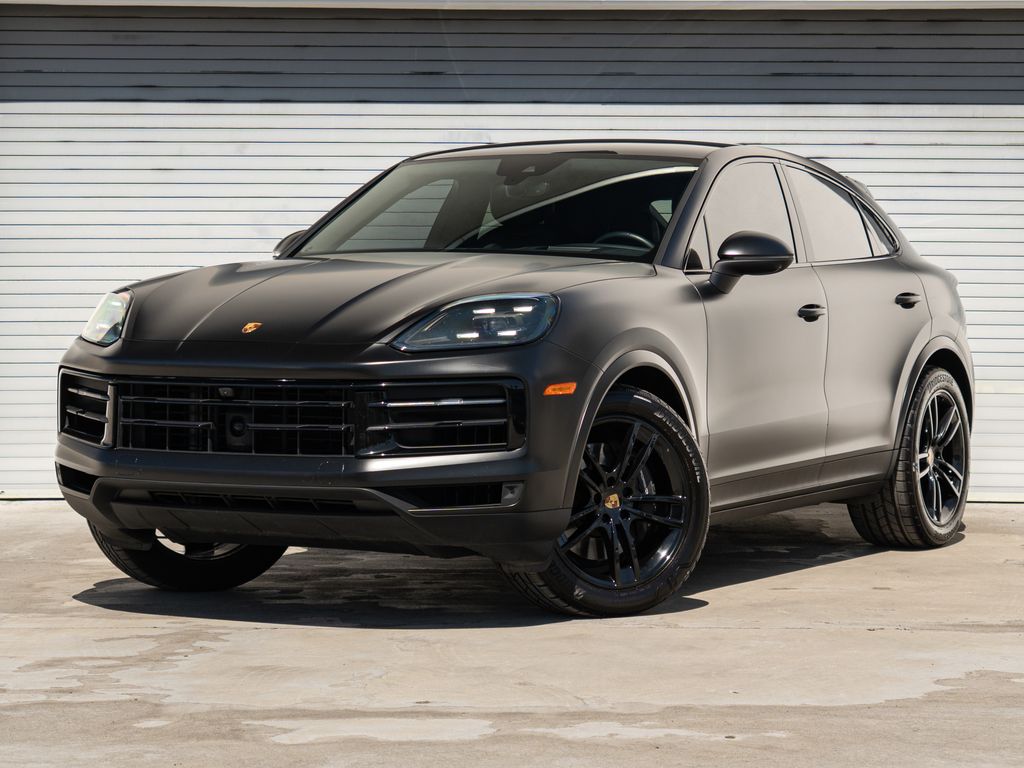  2024 Porsche Cayenne Coupe AWD   