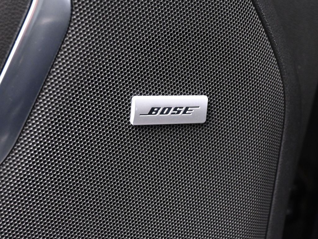 Used 2022 Onyx Black GMC AT4 image 21