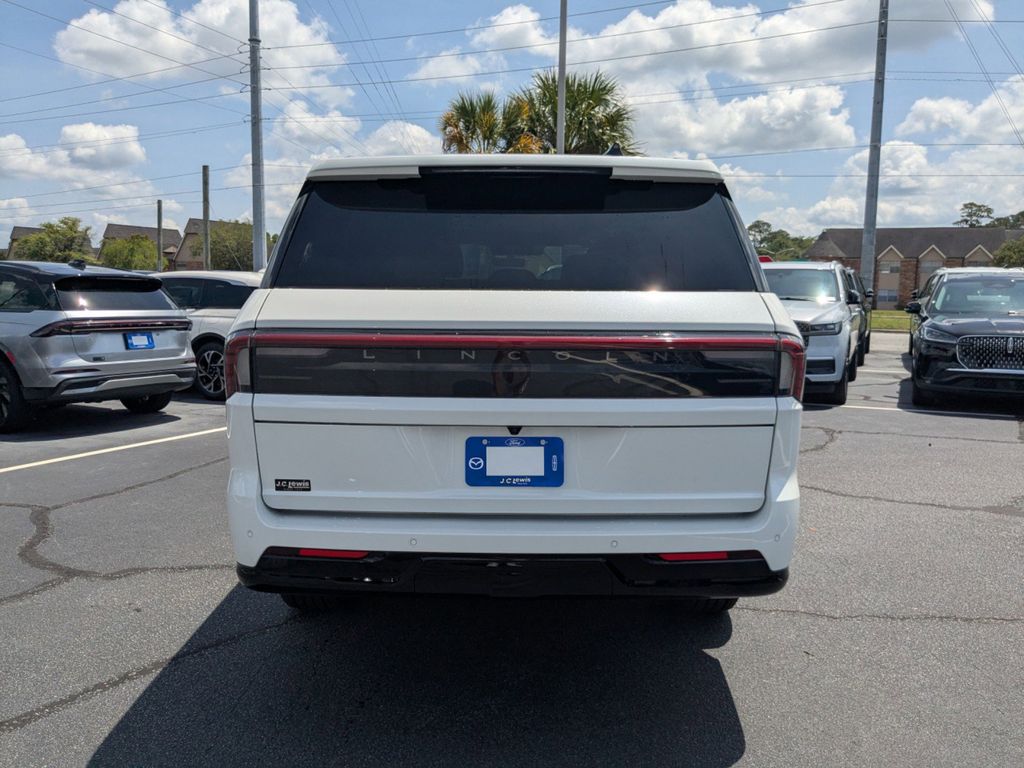 2026 Lincoln Navigator Reserve L