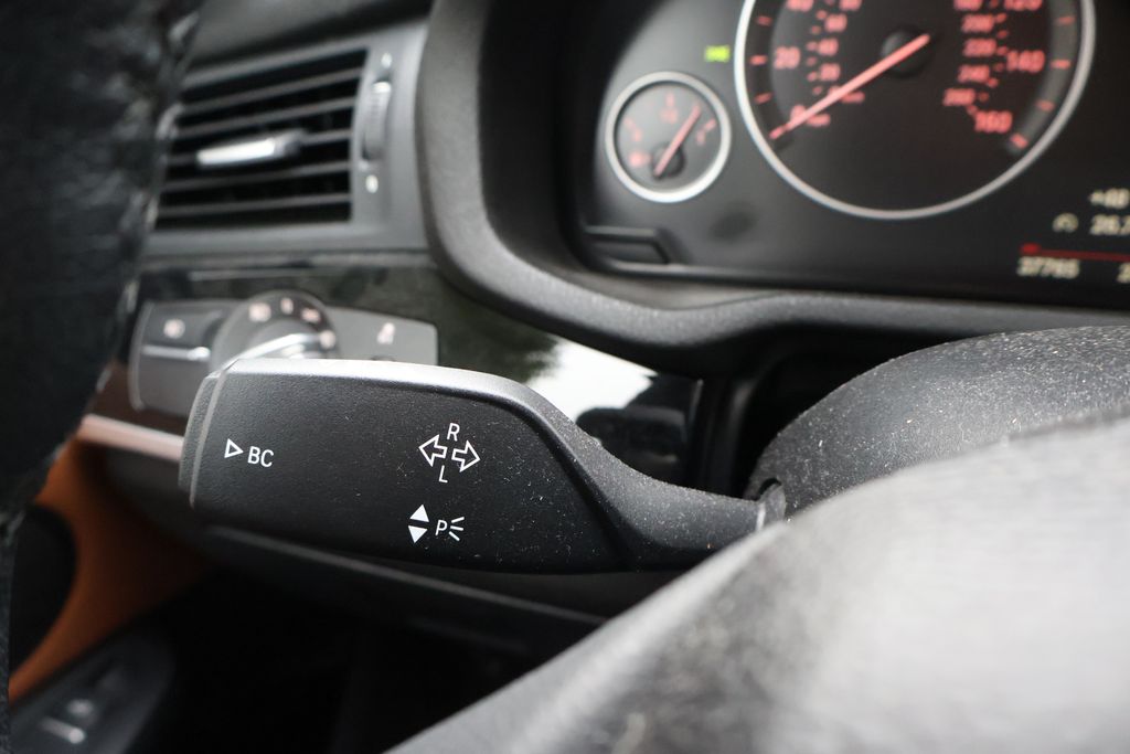 Thumbnail: 2017 BMW X3 - 21