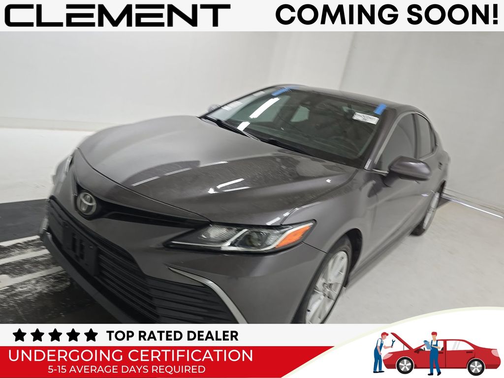2022 Toyota Camry LE FWD