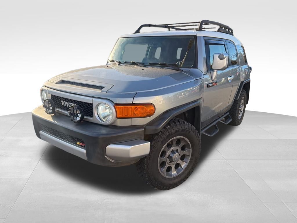 Thumbnail: 2012 Toyota FJ Cruiser - 3