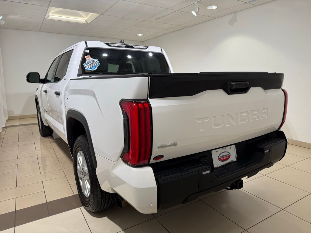 Thumbnail: 2024 Toyota Tundra - 2