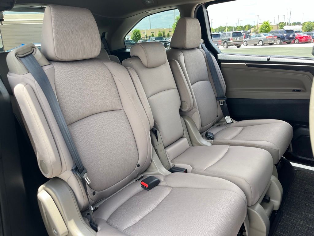 Thumbnail: 2021 Honda Odyssey - 26