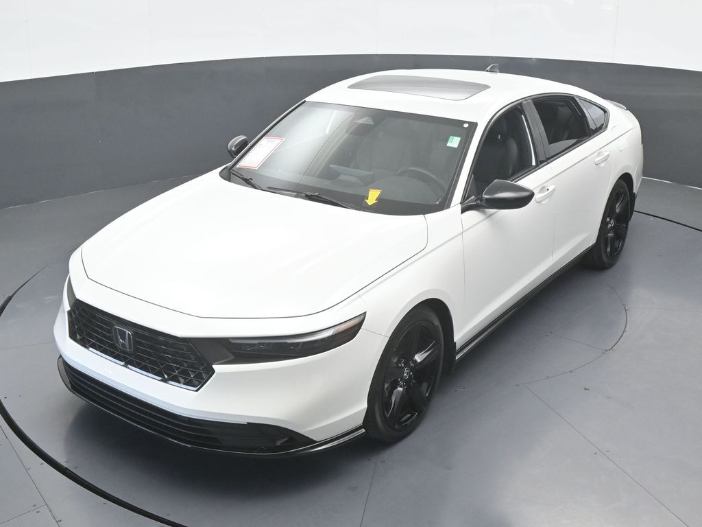 Used 2025 White Honda Sport-L image 46
