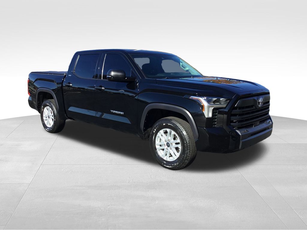 Thumbnail: 2024 Toyota Tundra - 7