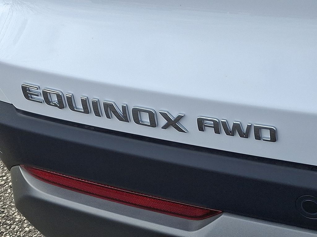 Thumbnail: 2026 Chevrolet Equinox - 11