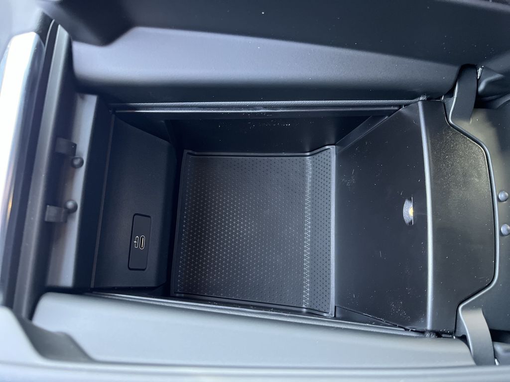 Thumbnail: 2026 BMW X5 - 17