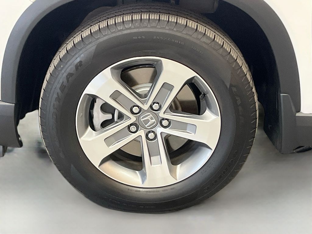 Used 2025 White Honda EX-L image 31