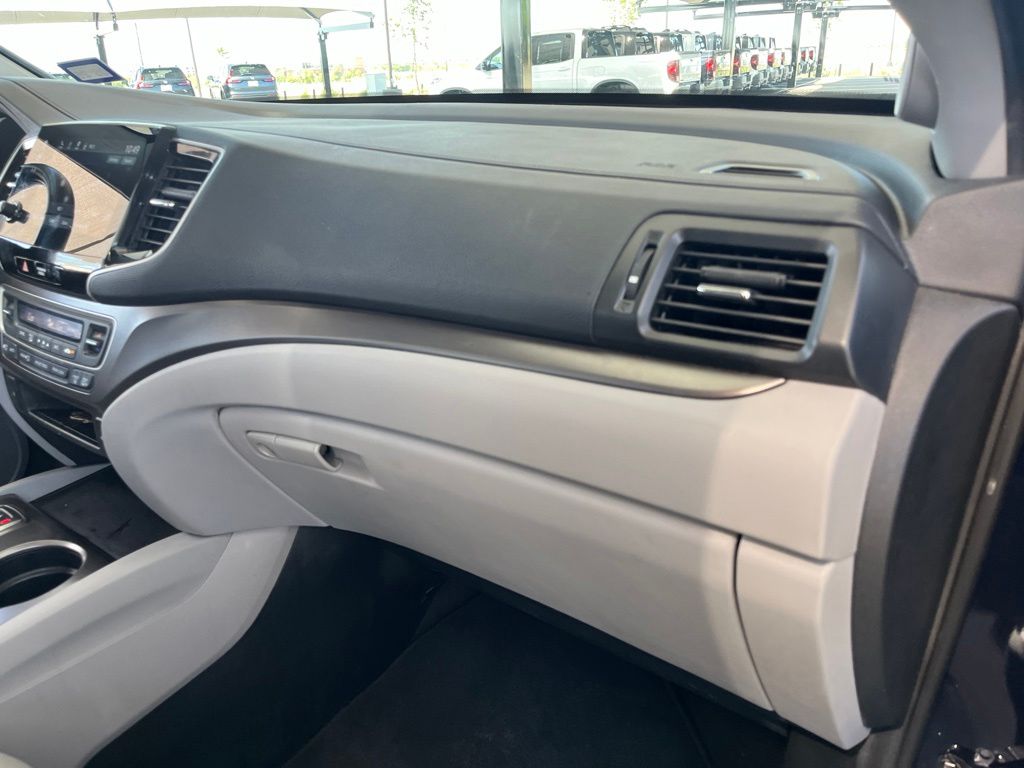 Thumbnail: 2021 Honda Pilot - 28