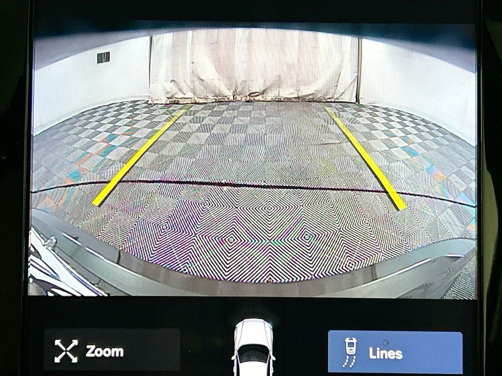 Thumbnail: 2020 Volvo S60 - 14