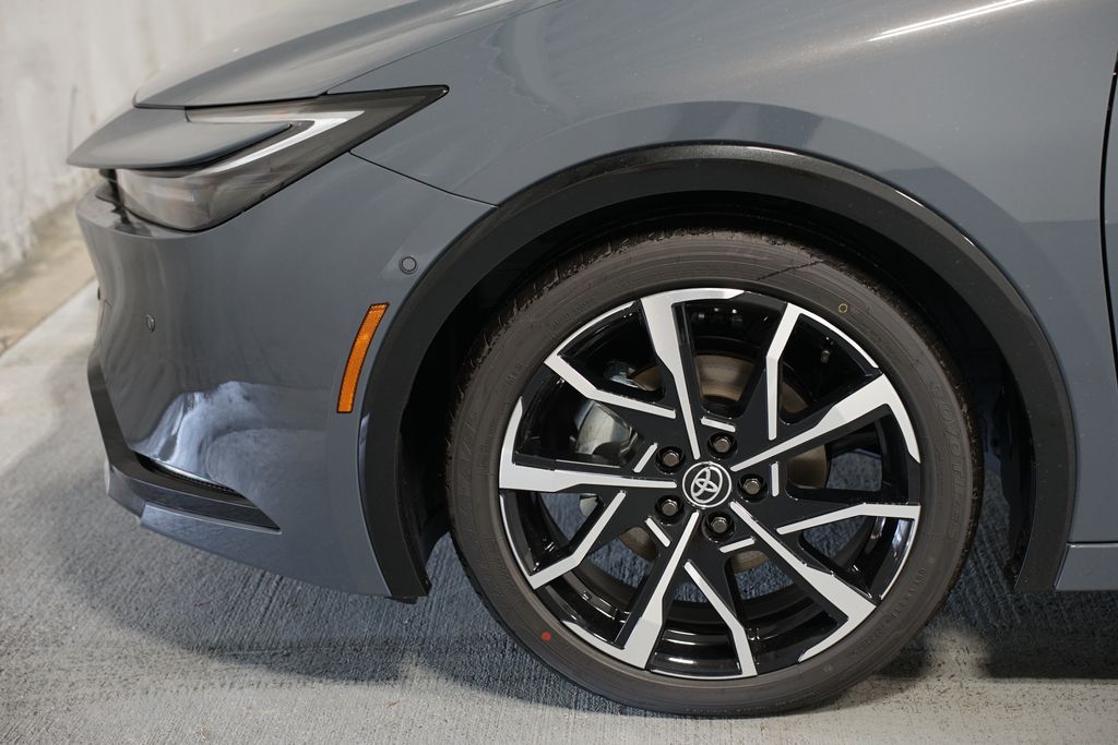 Thumbnail: 2026 Toyota Prius - 5