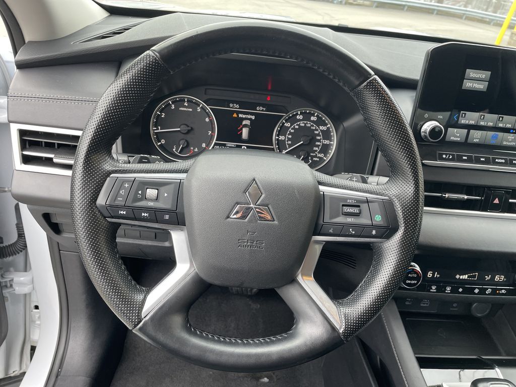 Used 2024 Mitsubishi Outlander SUV
