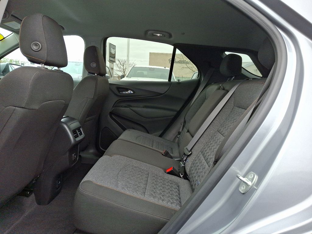 2024 Chevrolet Equinox LT 10