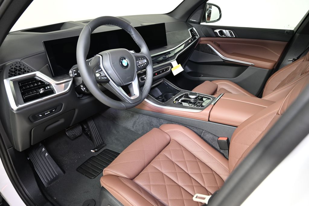 Thumbnail: 2026 BMW X5 - 15