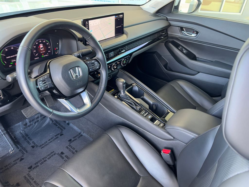 2024 Honda Accord Touring 9