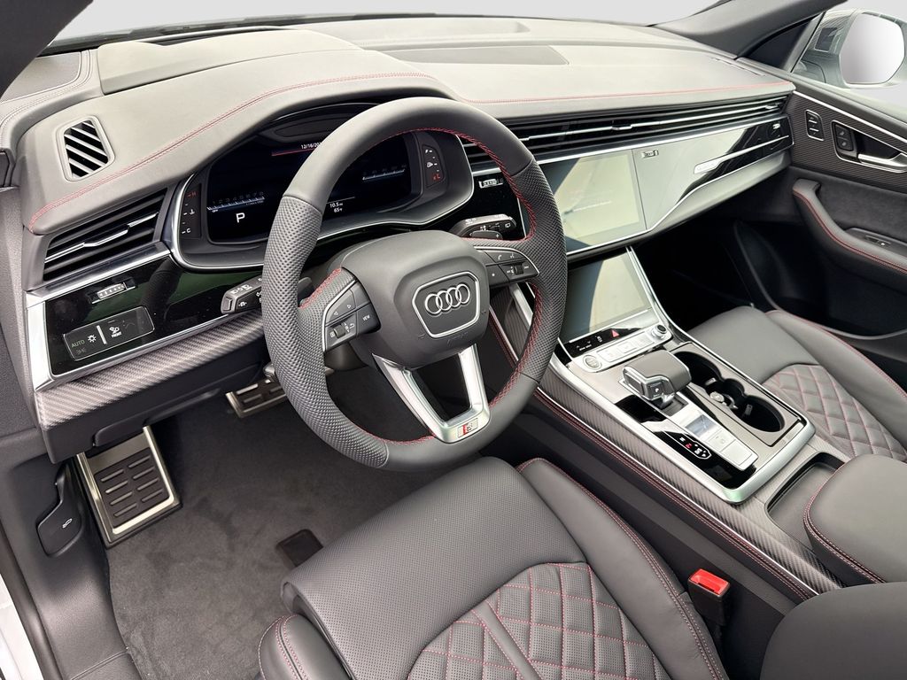 Thumbnail: 2026 Audi Q8 - 10