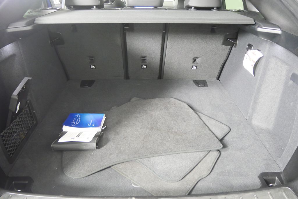 Thumbnail: 2024 BMW X4 - 17