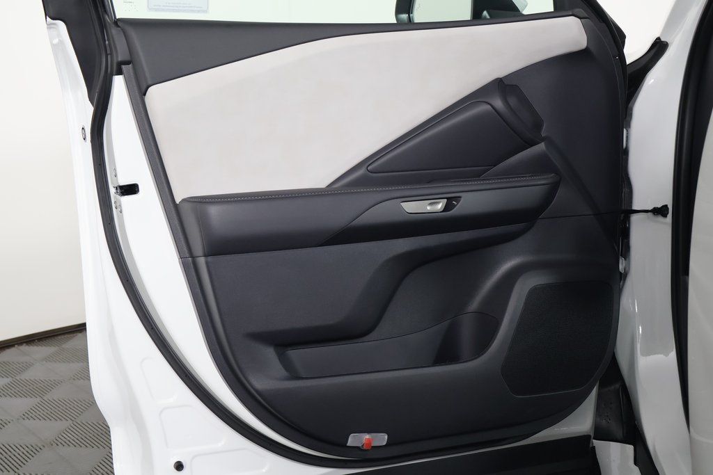 Thumbnail: 2026 Lexus TX - 8