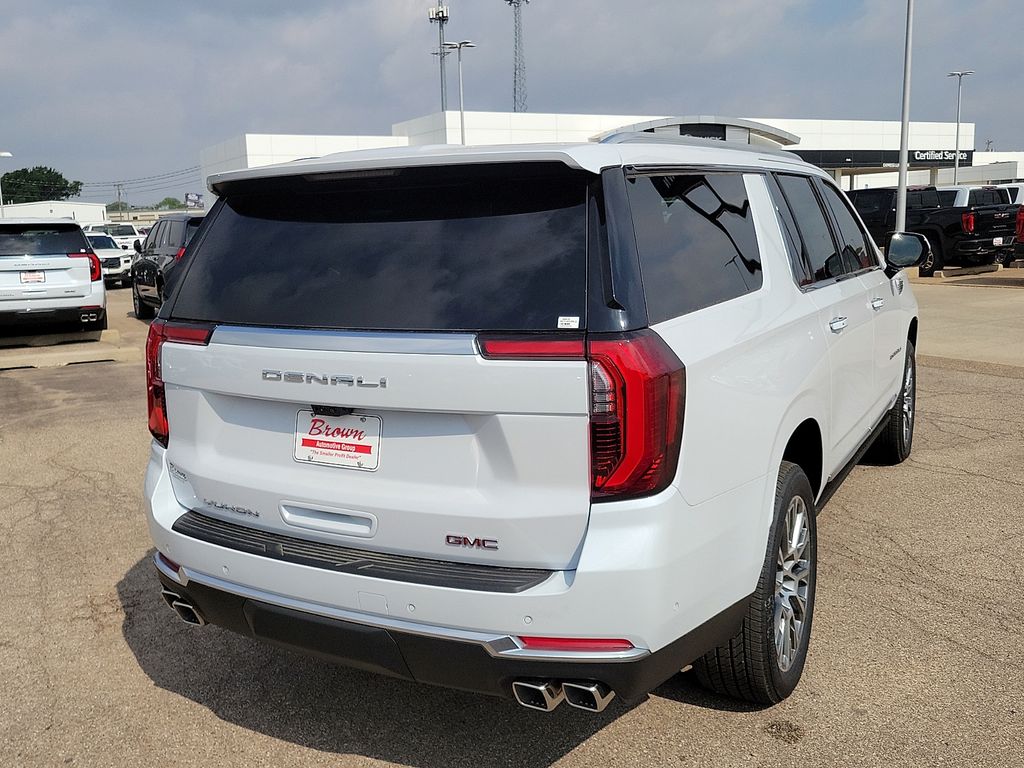 2026 GMC Yukon XL Denali - 9