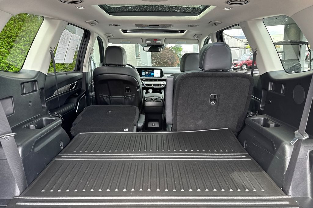 used 2024 Kia Telluride car, priced at $43,907