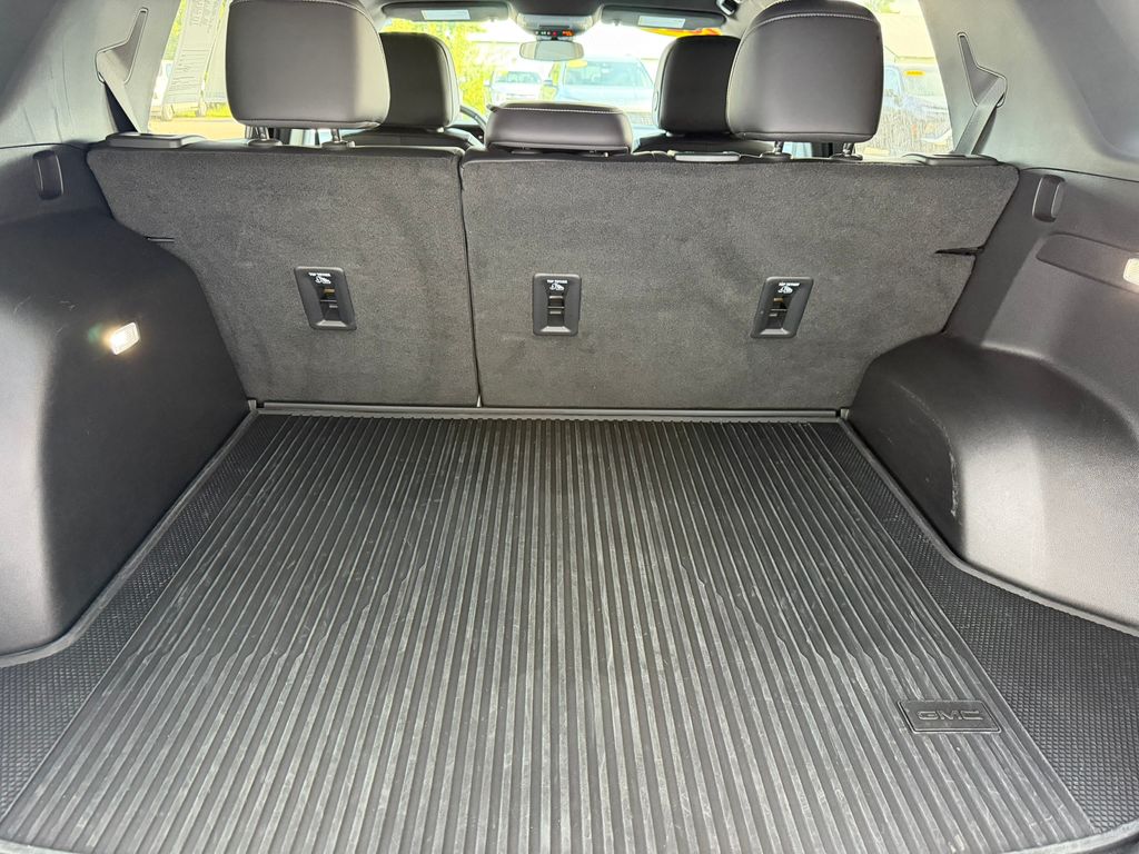 Used 2026 GMC Terrain SUV