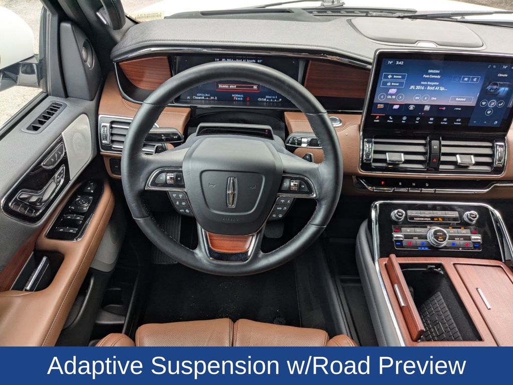 2023 Lincoln Navigator L Reserve