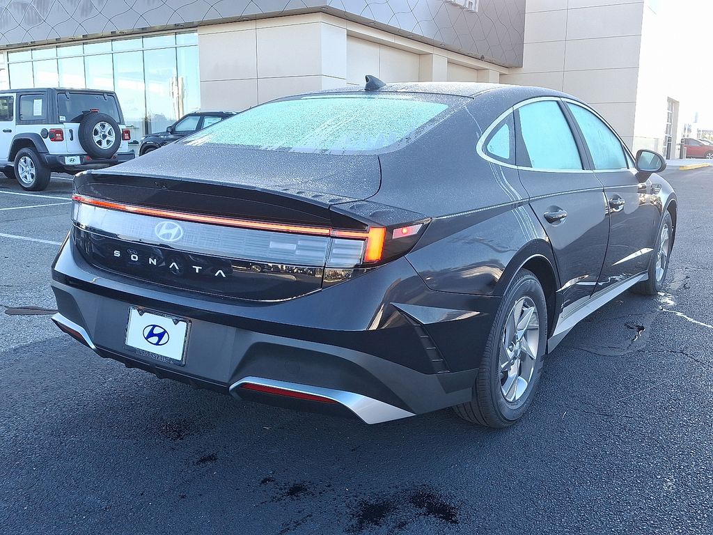 Thumbnail: 2026 Hyundai Sonata - 4