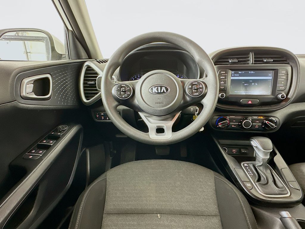 2021 Kia Soul S 21
