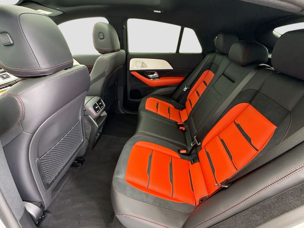 Thumbnail: 2026 Mercedes-Benz GLE - 21